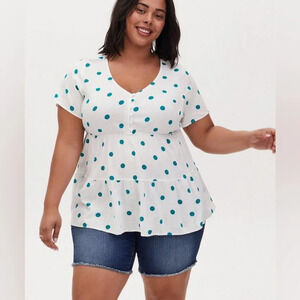 NWT Torrid Rayon Slub Tiered Buttoned-Front Top Polka Dot size 3X